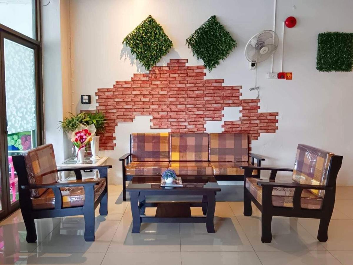 Palada Guest House HHQ Exterior photo