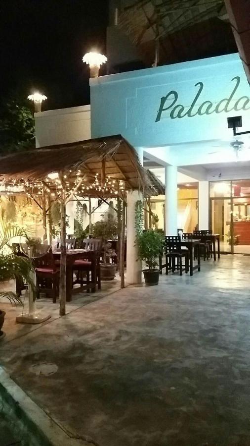 Palada Guest House HHQ Exterior photo